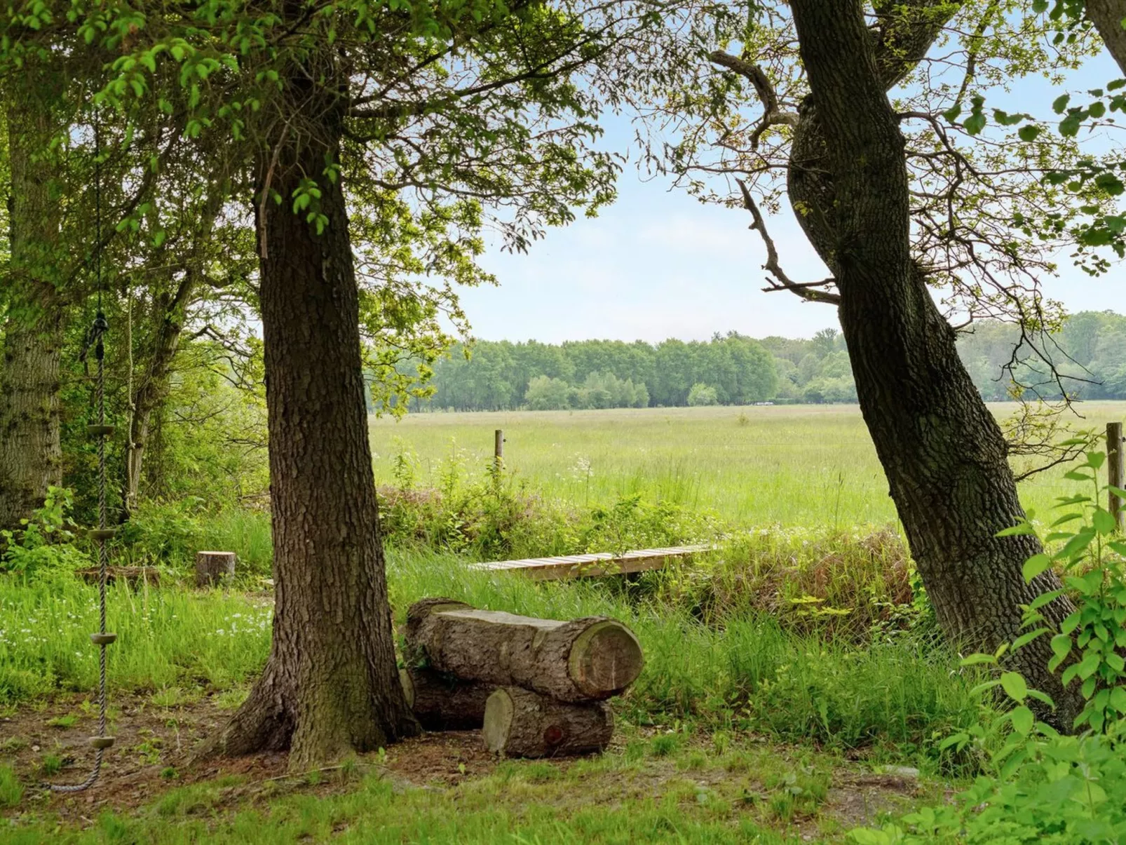 "Rohan" - 500m from the sea