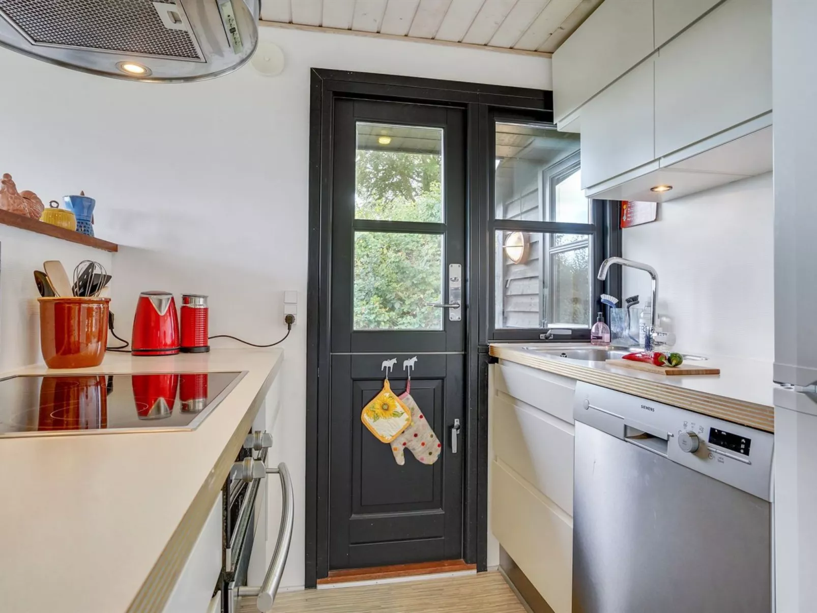 "Stjerne" - 300m from the sea-Binnen