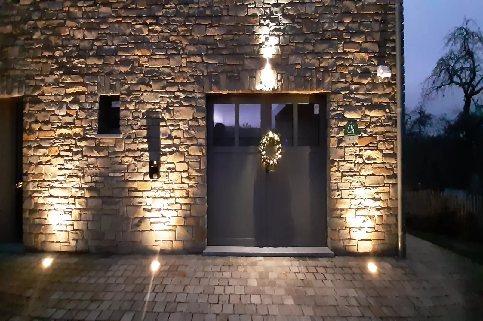 Le Vieux Chene - Buitenkant zomer