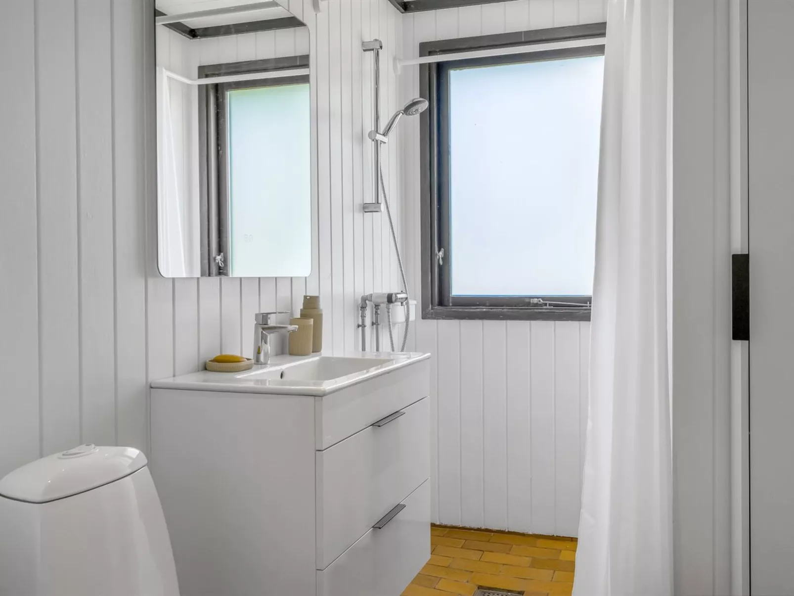 "Skoge" - 900m from the sea