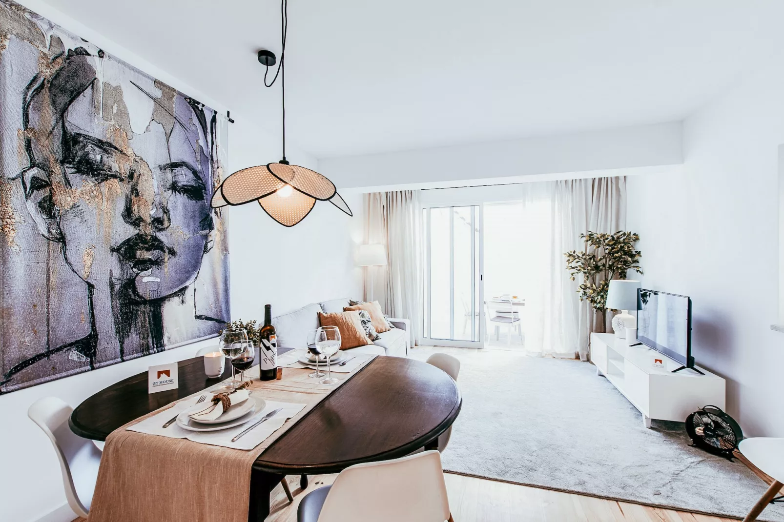 Modern & Charming Alges by GT House