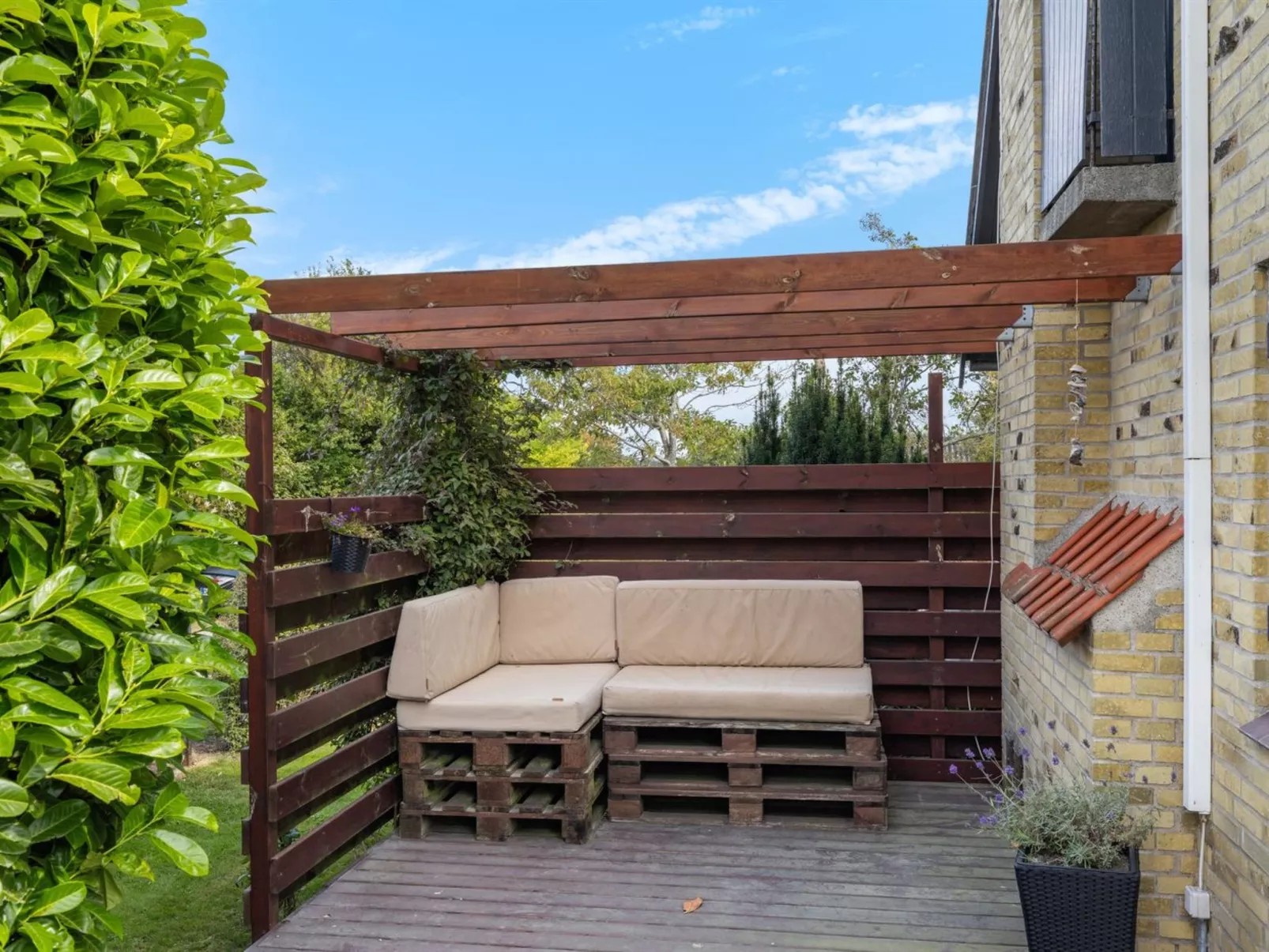 "Ina" - 210m from the sea