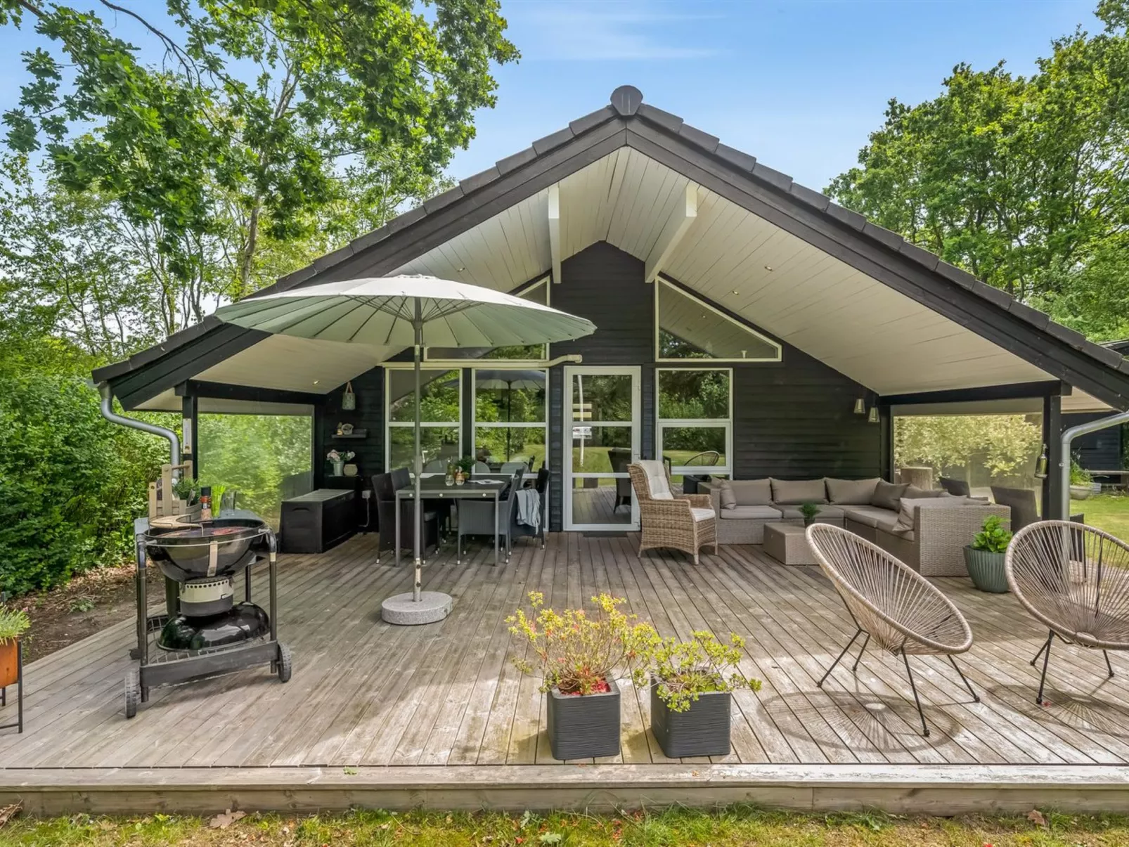 "Iorund" - 10km from the sea