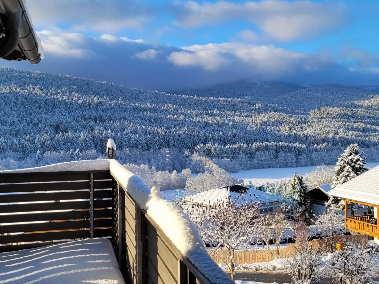 BayVista-Appartement mit Terrasse und Bergblick