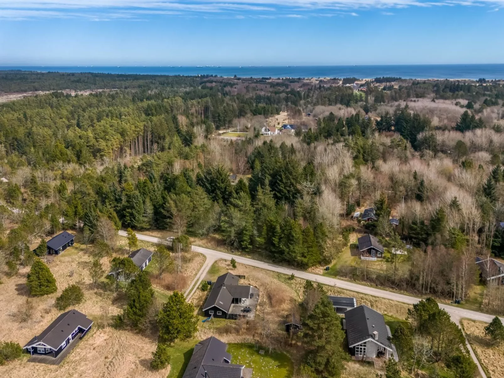 "Keyla" - 2.8km from the sea