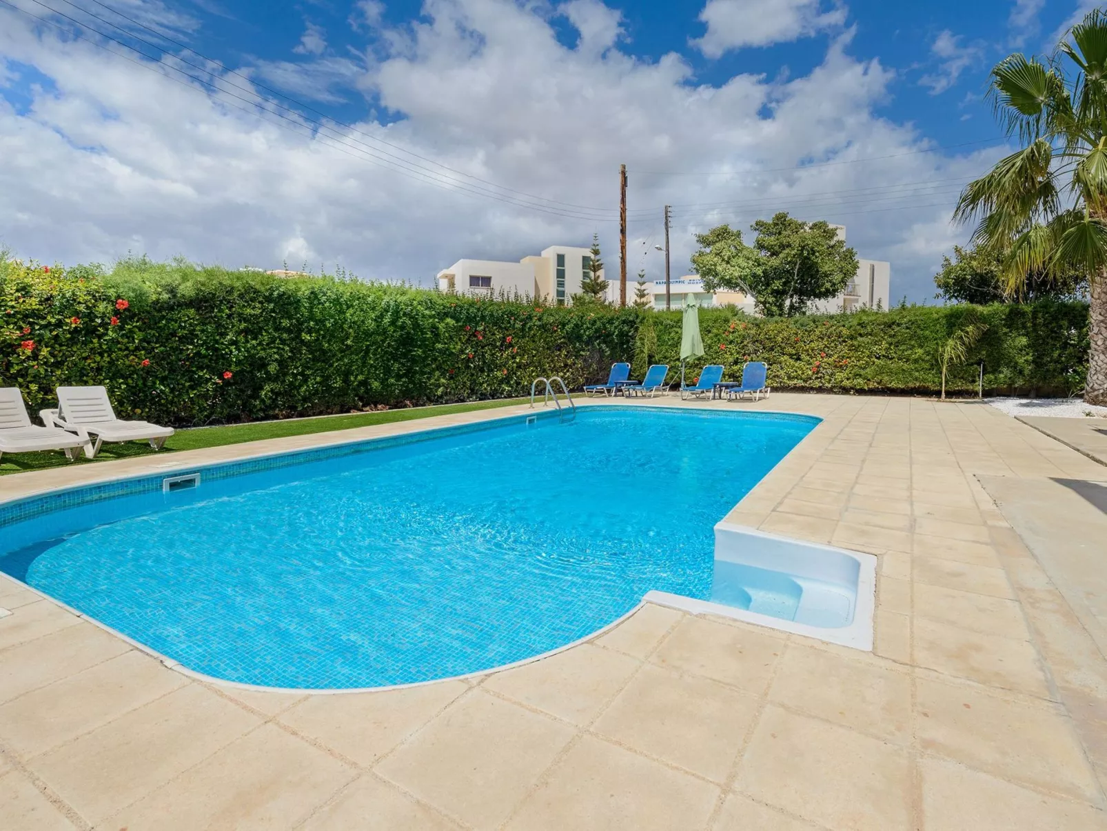 4-Schlafzimmer-Villa mit privatem Pool in Ayia Napa