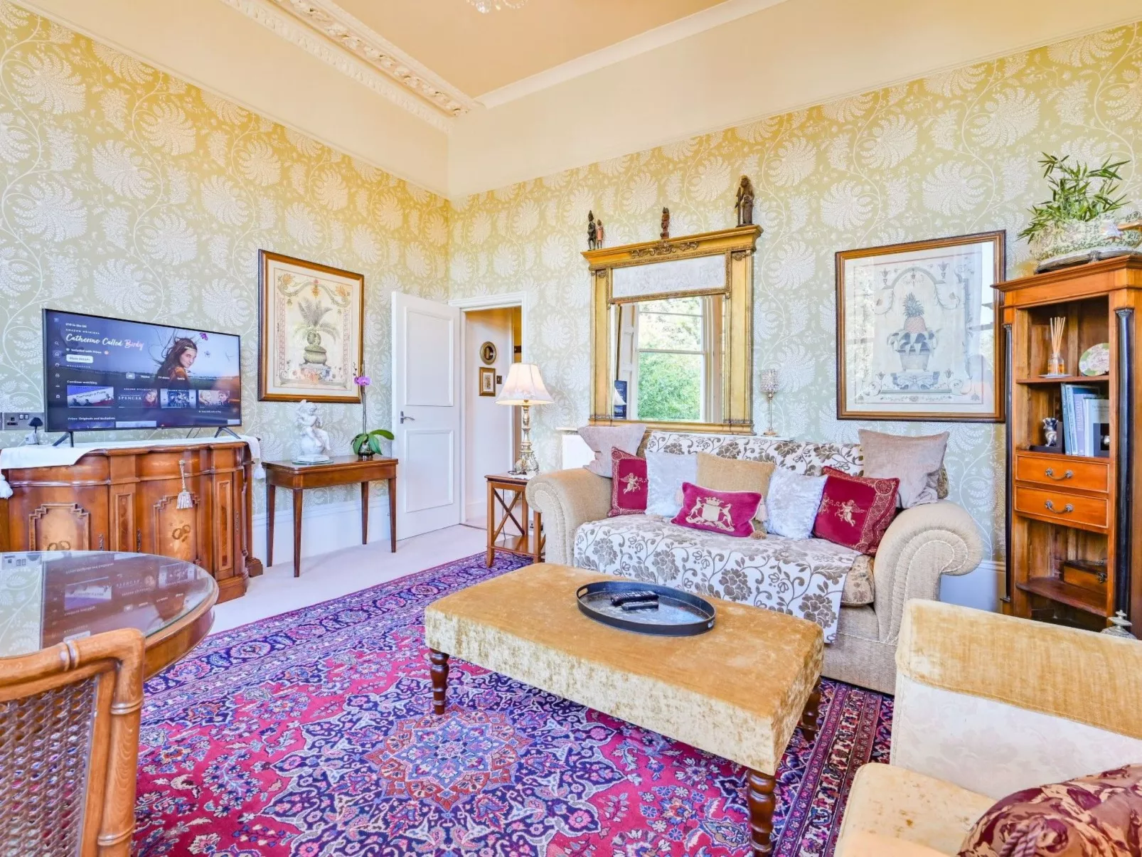 Große Wohnung in viktorianischer Villa