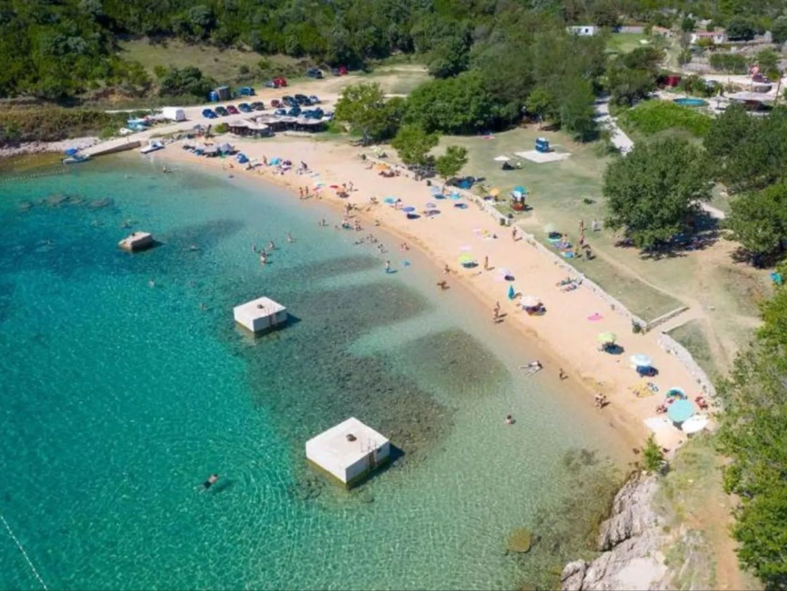 Vila Petite - Steinvilla mit Pool