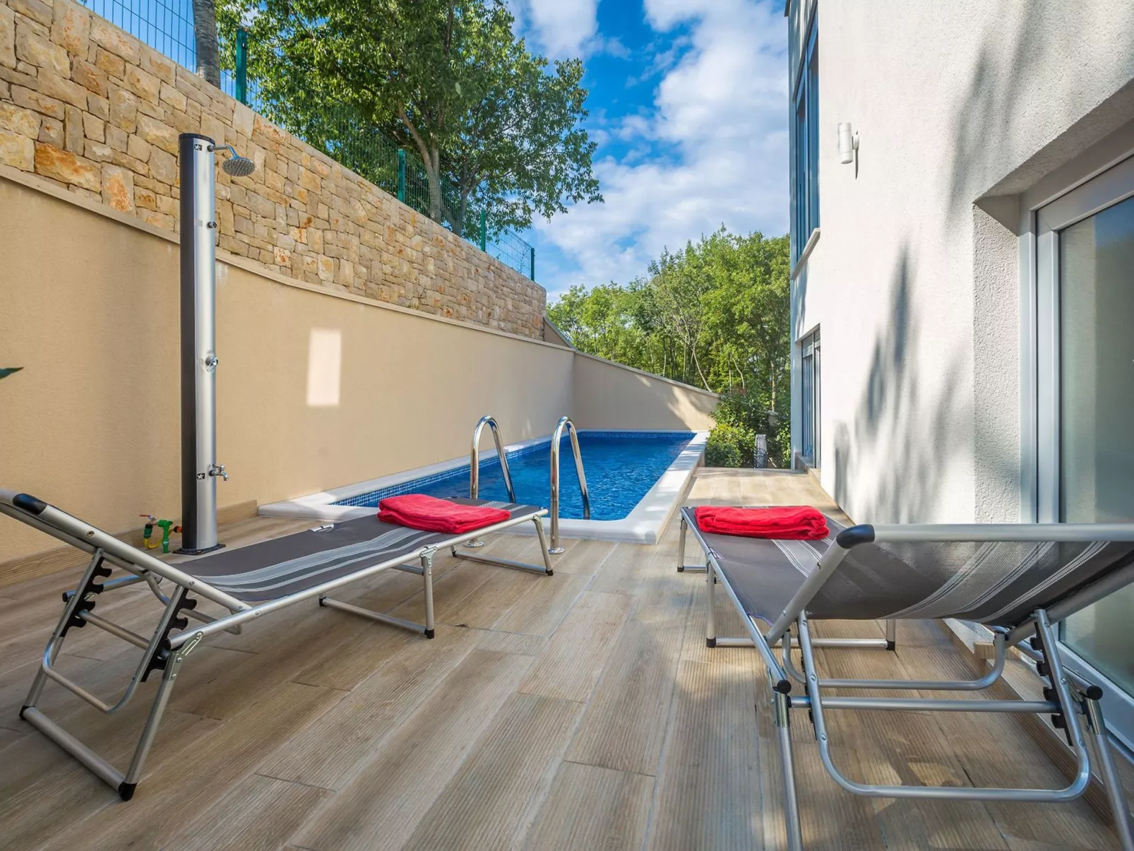 "Olive Nika" mit privatem Pool