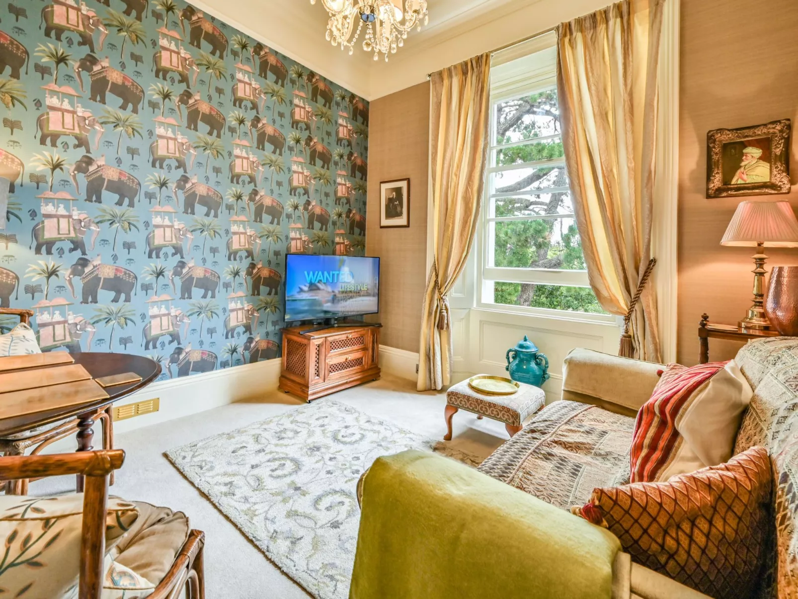 Wohnung in viktorianischer Villa mit Gartenblick