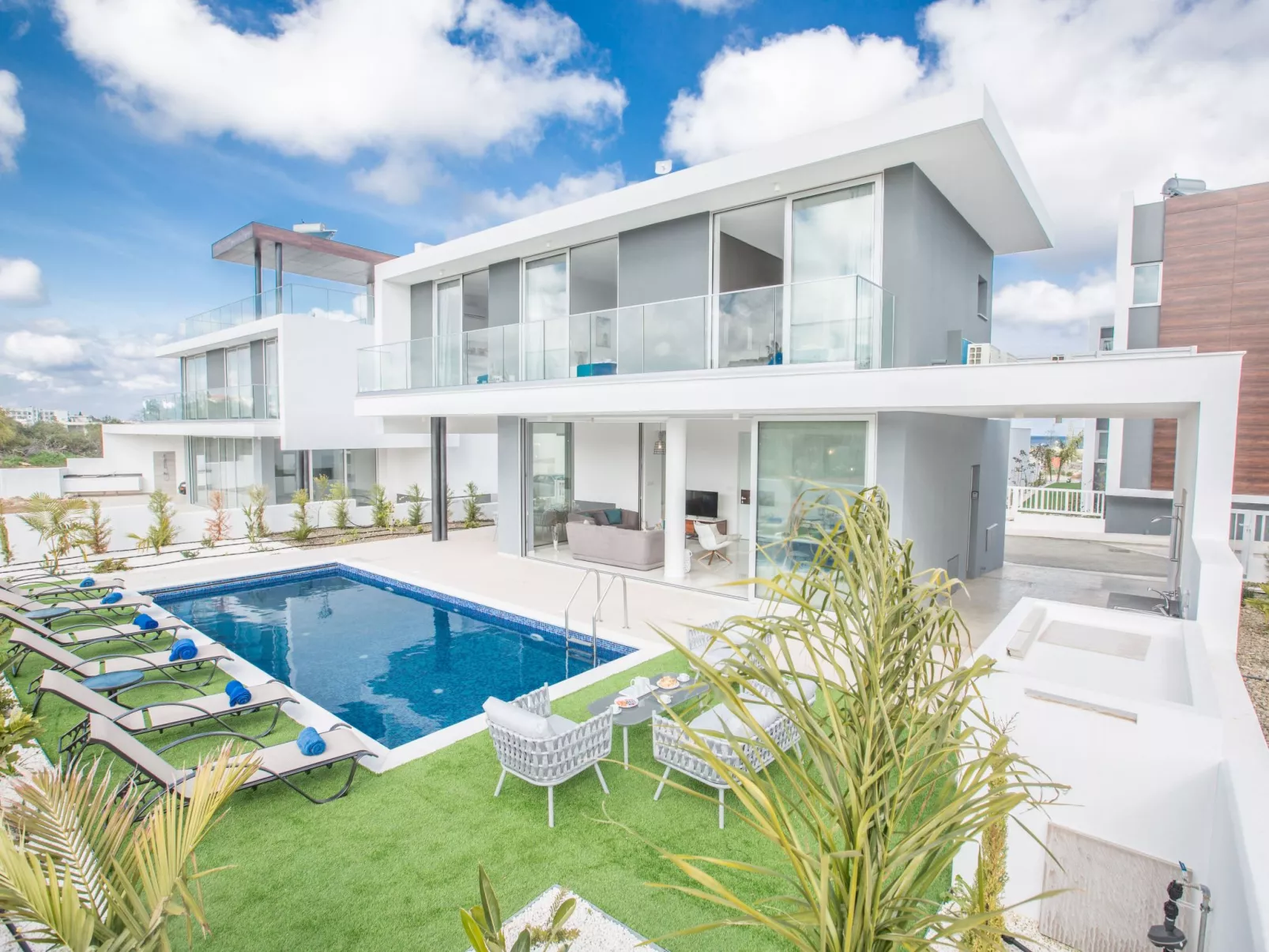 3-Schlafzimmer-Villa mit privatem Pool im Zentrum