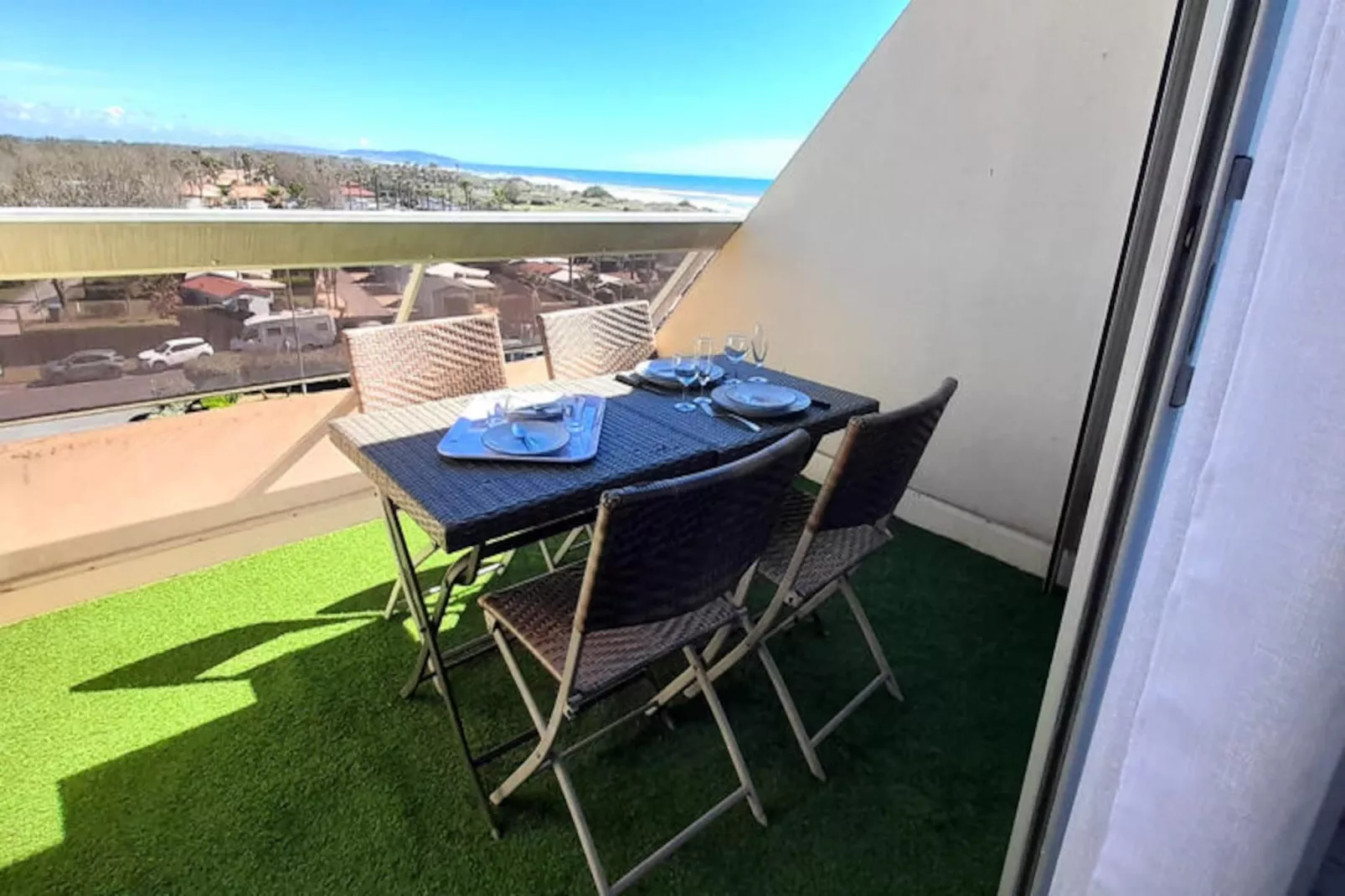 Résidence NATURISTE HELIOPOLIS