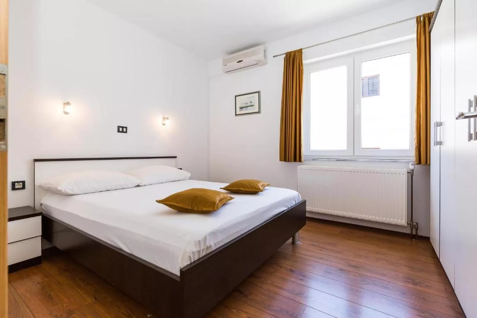 One-Bedroom Apartment 3