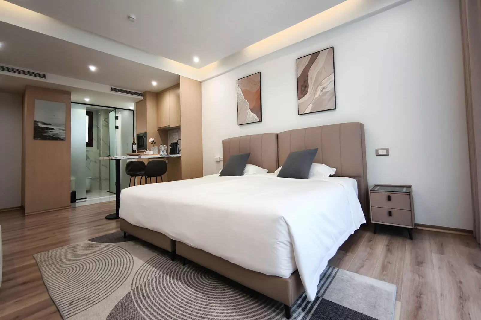 Double Superior Room with Balcony