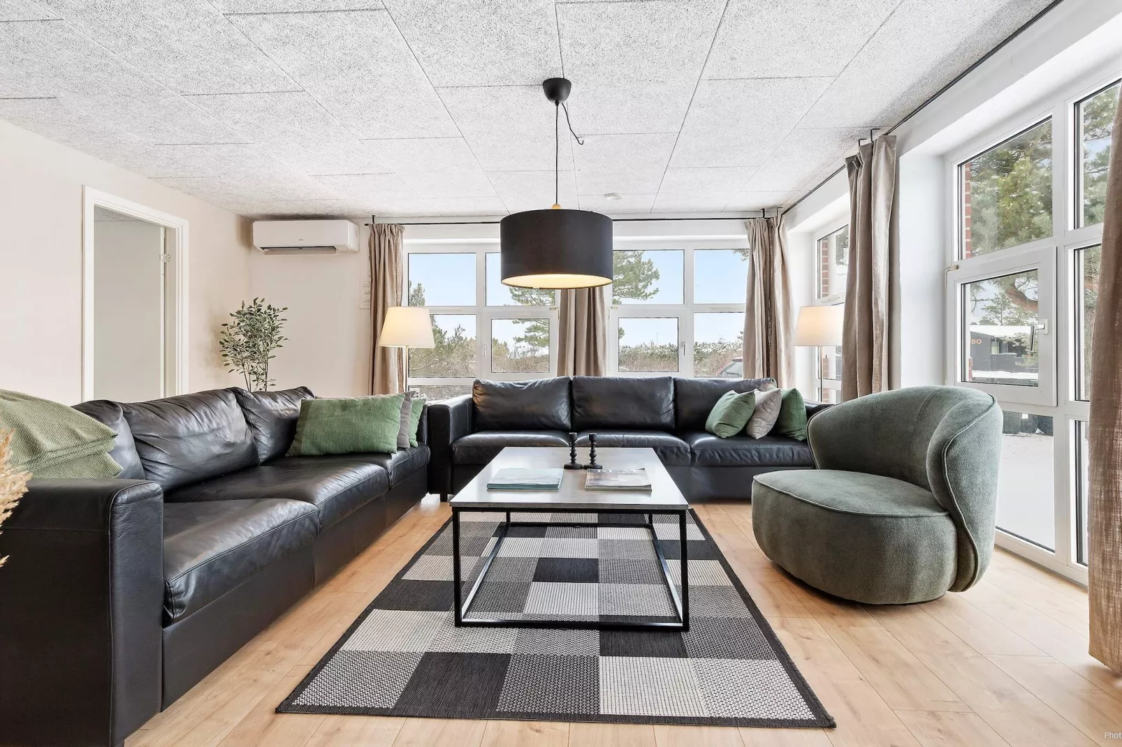 Zeezijde retraite met zwembad -- By Traum Ferienwohnungen