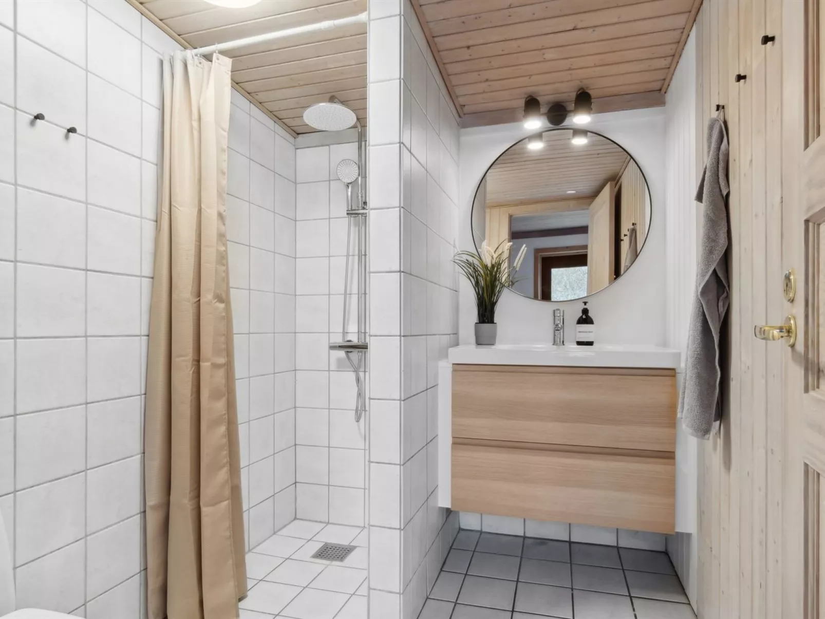 "Dana" - 525m from the sea-Binnen