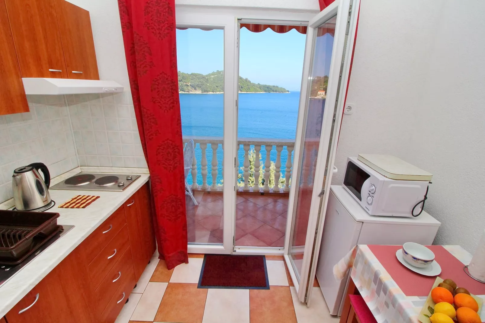 Apartments Filipović - Comfort One-Bedroom Apartment with Balcony and Sea View (A2)