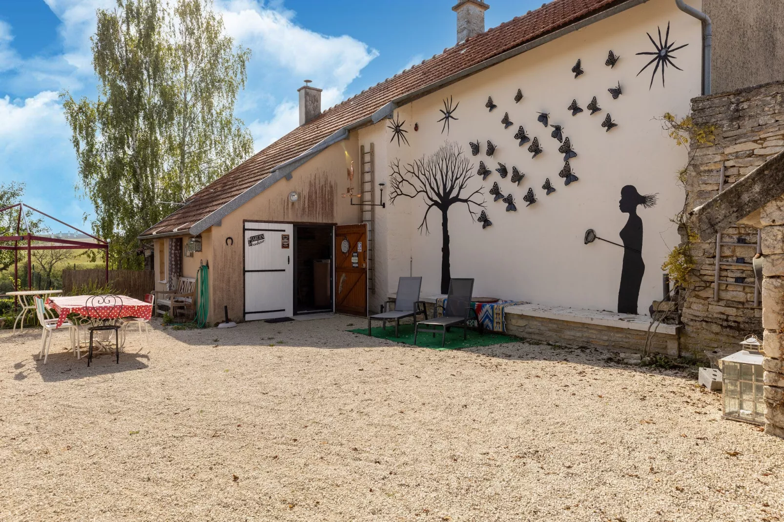 LE GITE DE MOLESME/PETIT-Terrasbalkon