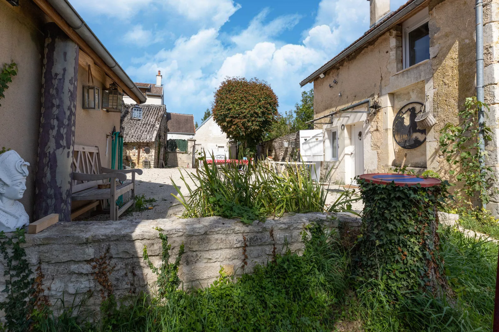 LE GITE DE MOLESME/PETIT-Terrasbalkon