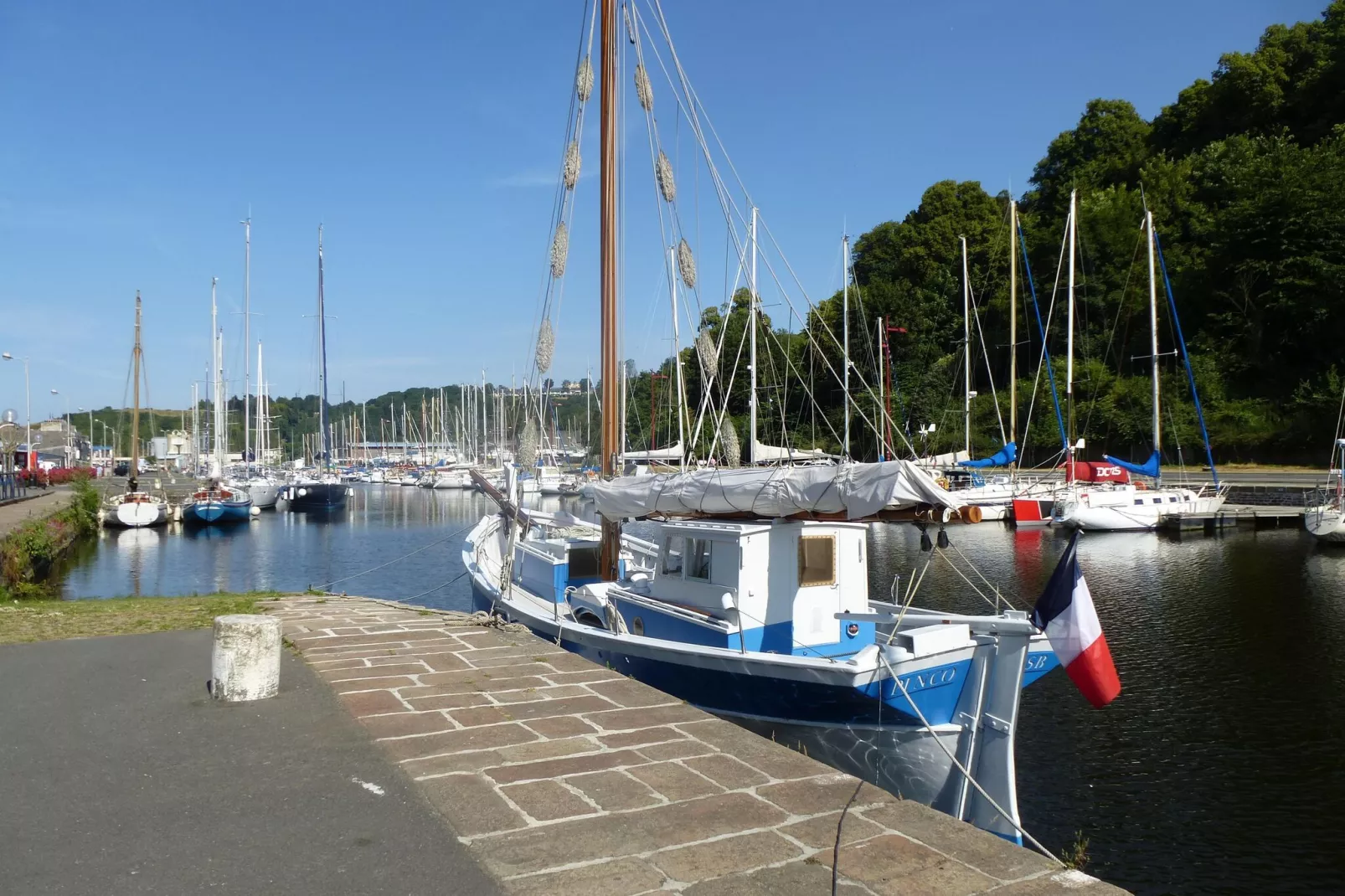 Charming Breton holiday home with premium comfort at the port of Légué Plérin-Gebieden zomer 1km