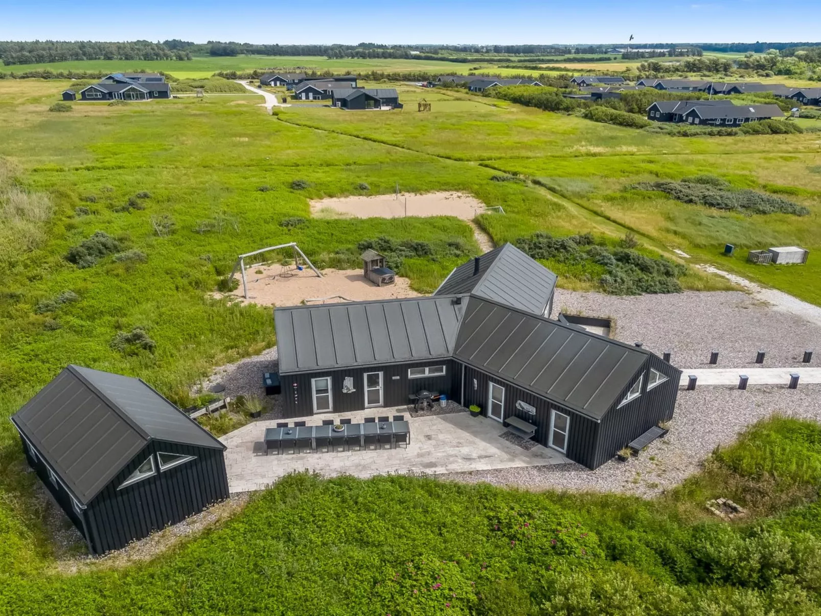 "Jonas" - 450m from the sea