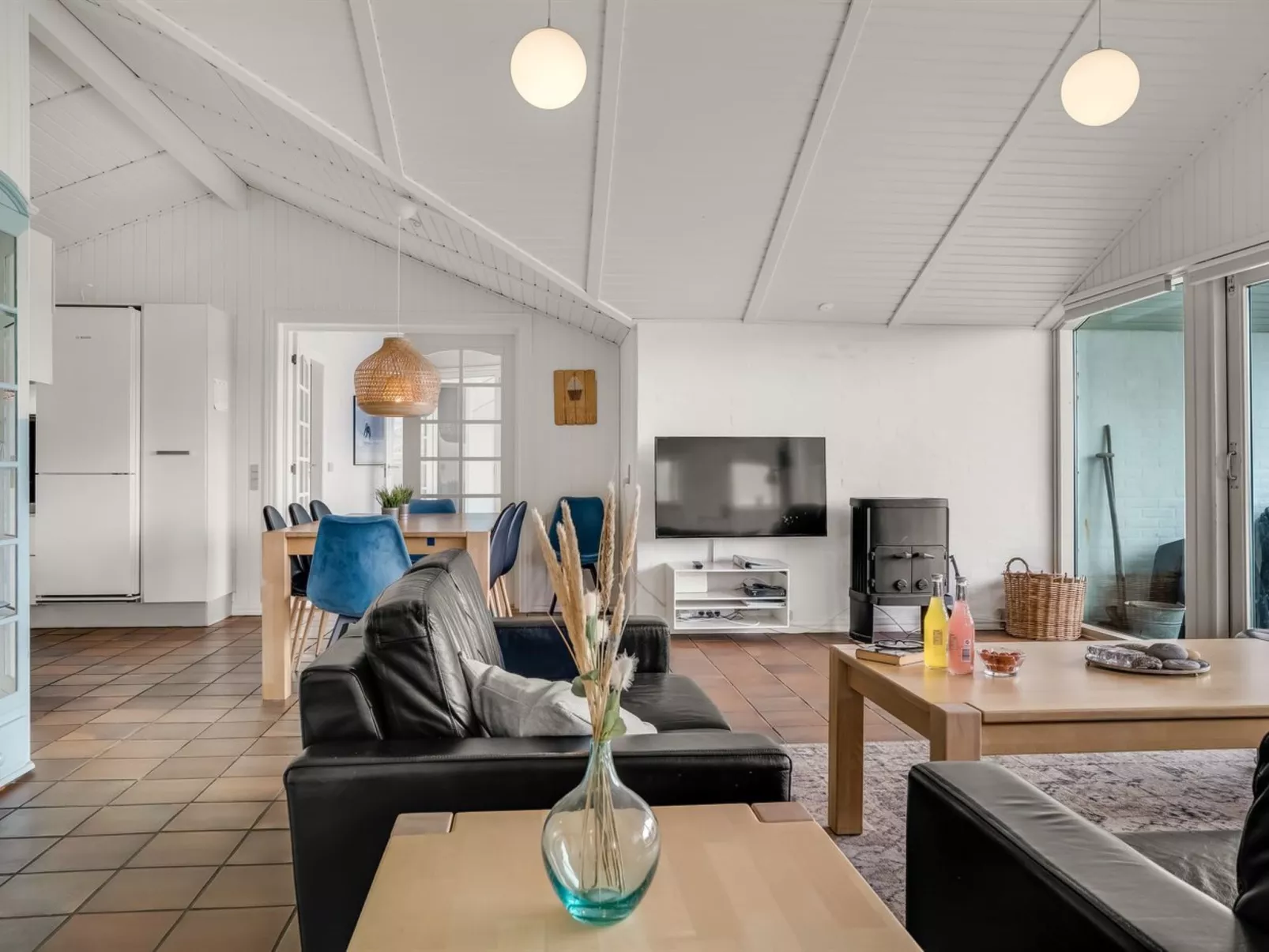 "Nimrod" - 70m from the sea