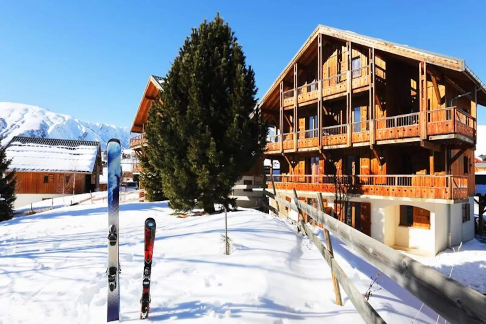 Résidence Néméa Les Chalets des Cimes ***