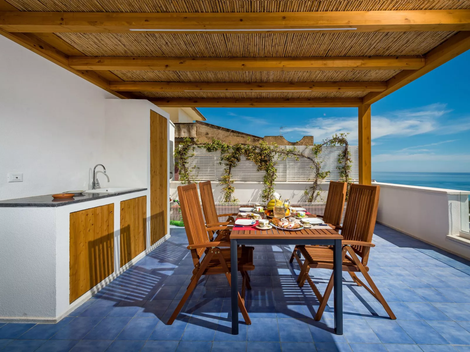 BluOltremare-Terrasse