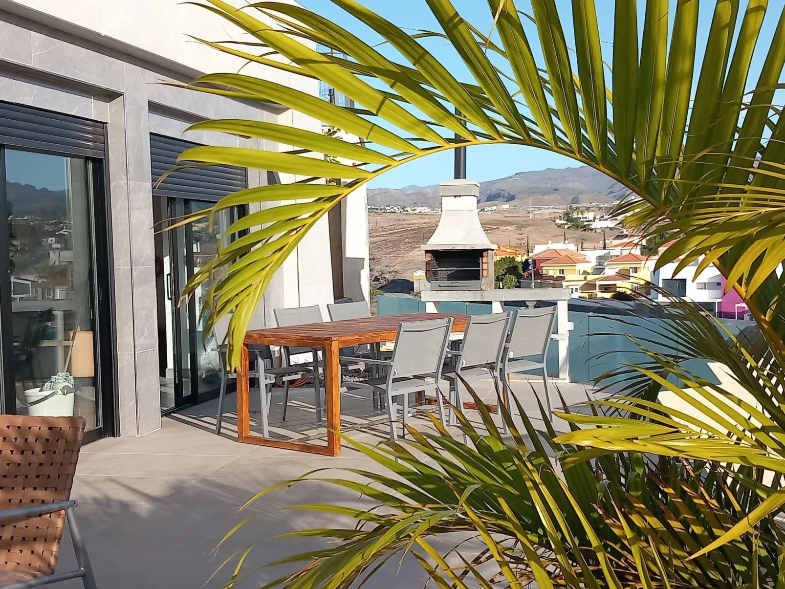 Atemberaubende Villa mit passender Aussicht