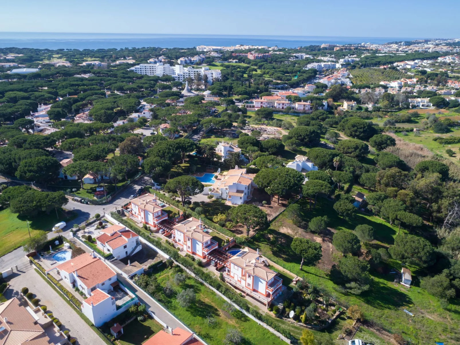 8 Schlafzimmer Villa, Pool, BBq, Strand