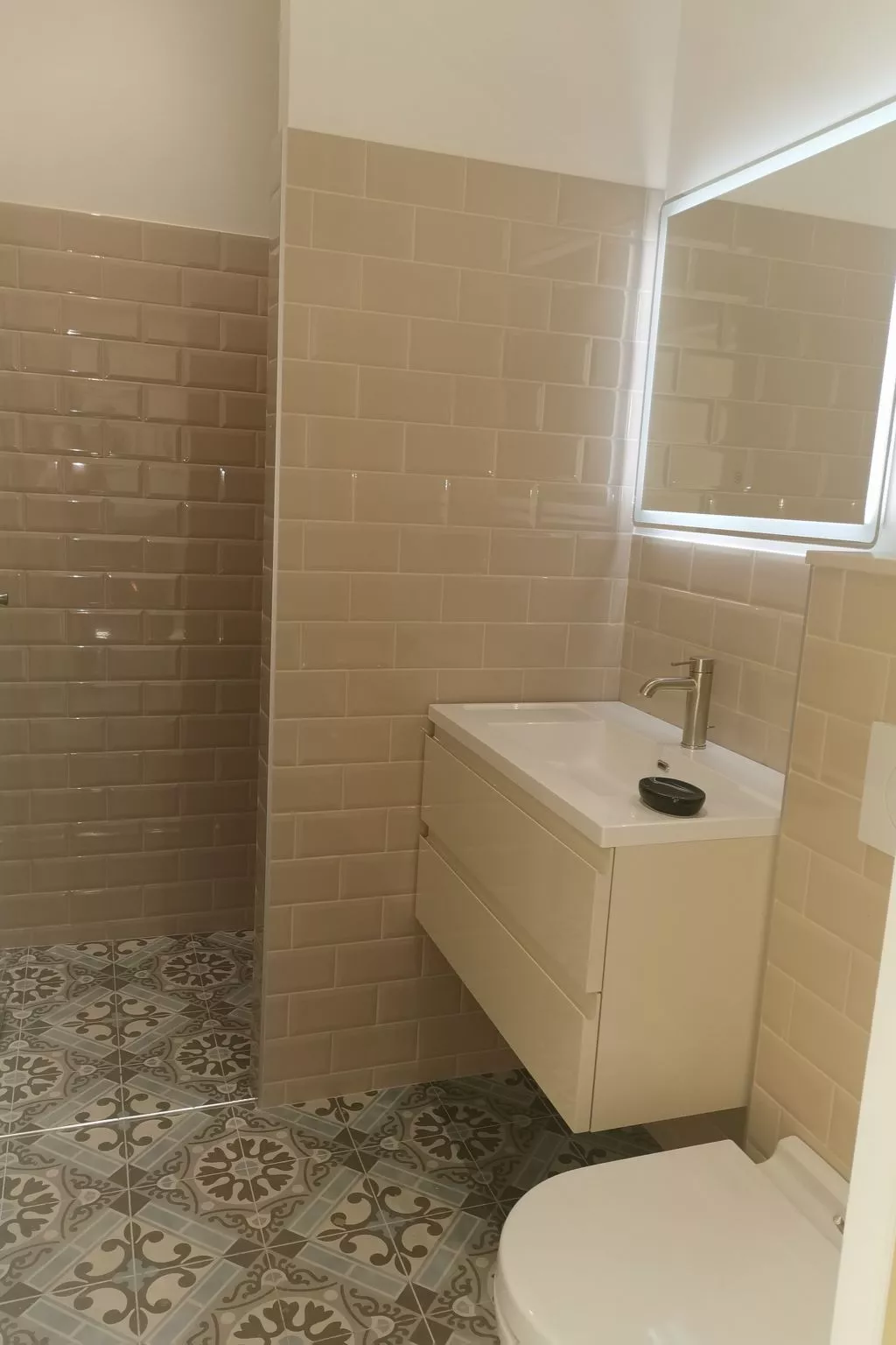 Schicke und moderne Wohnung im Stadtzentrum