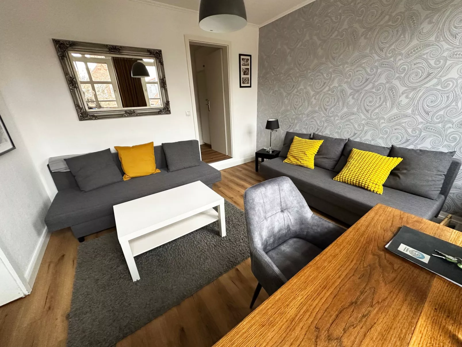 Mit eigener Terrasse