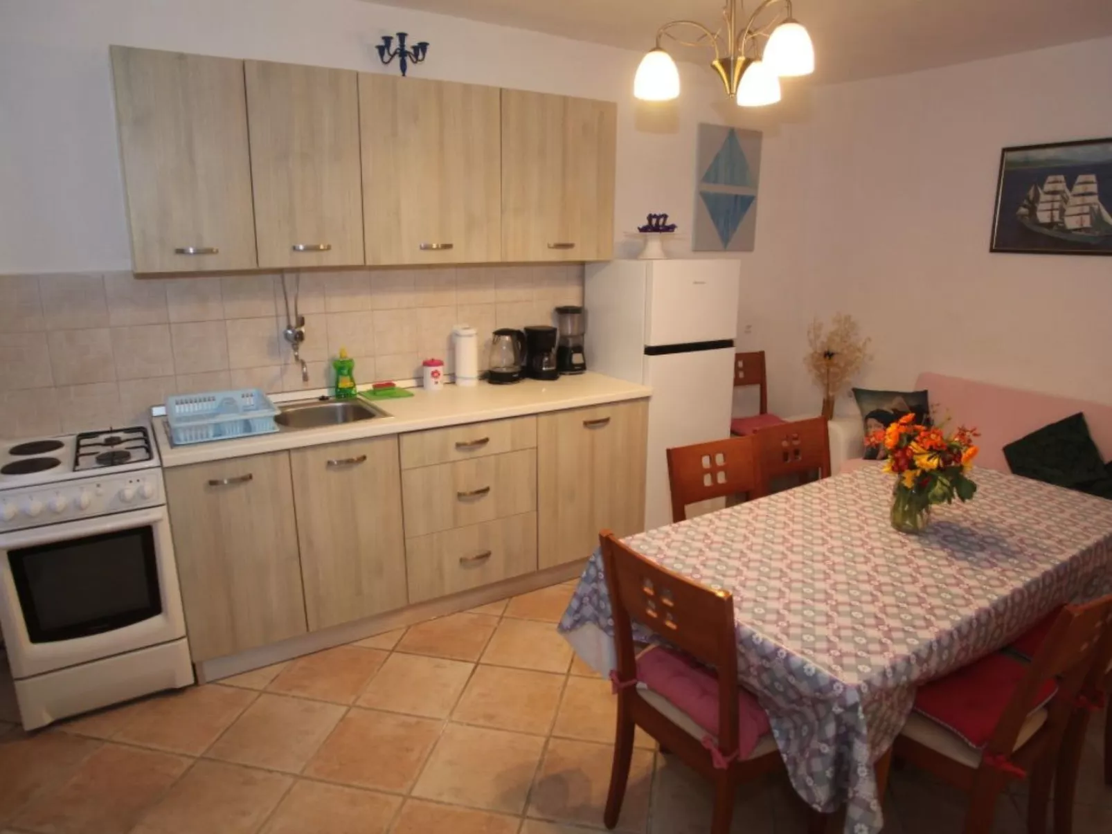 Wohnung in Veli Lošinj mit schönem Garten