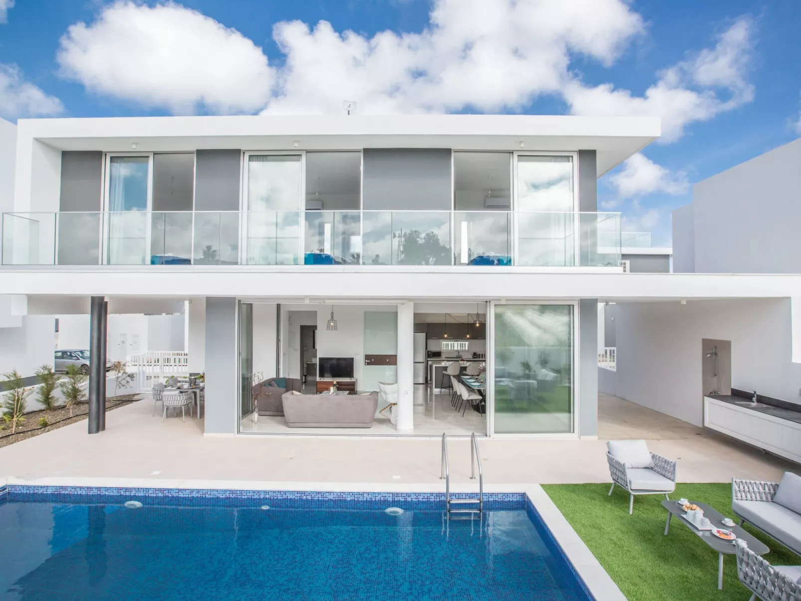 3-Schlafzimmer-Villa mit privatem Pool im Zentrum