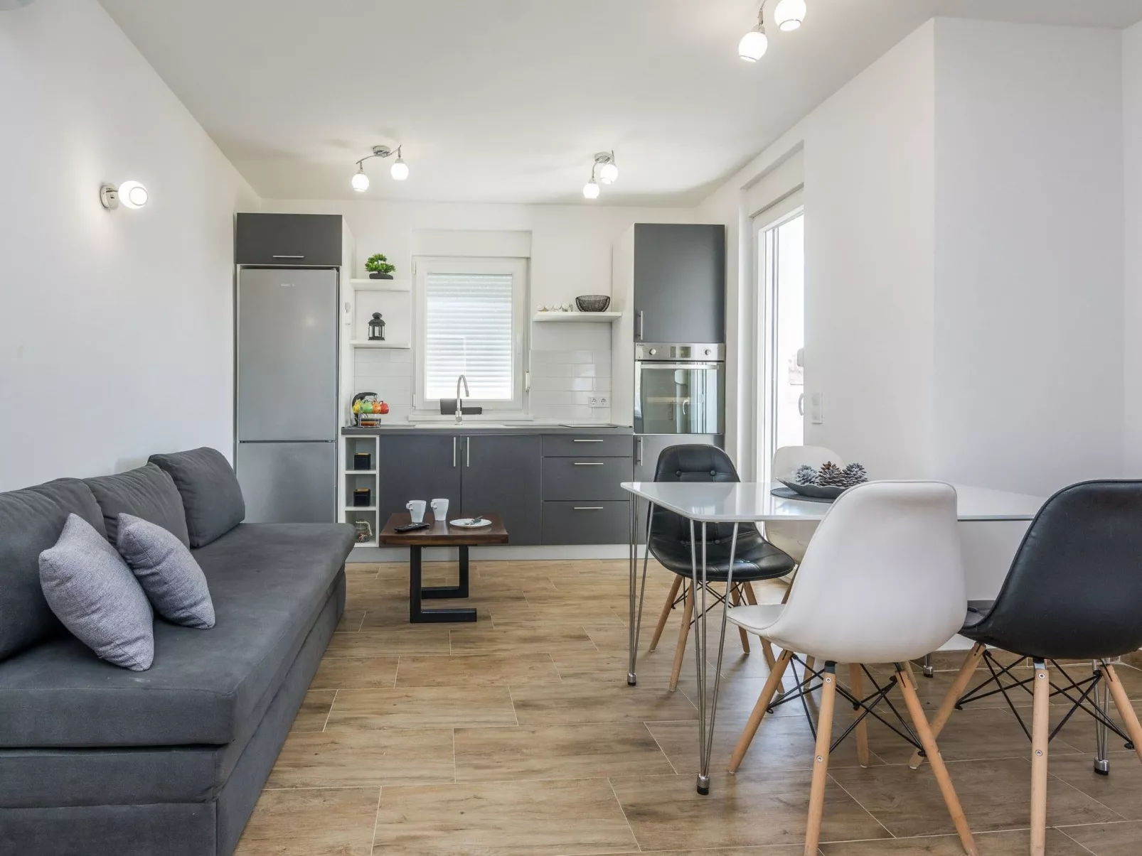 Apartment Pejakovic 4