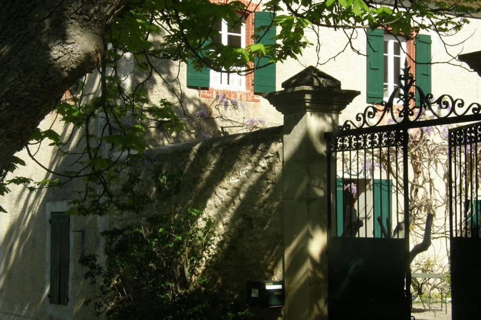 Doppelhaushälfte in Mollans-sur-Ouvèze-Buitenkant zomer