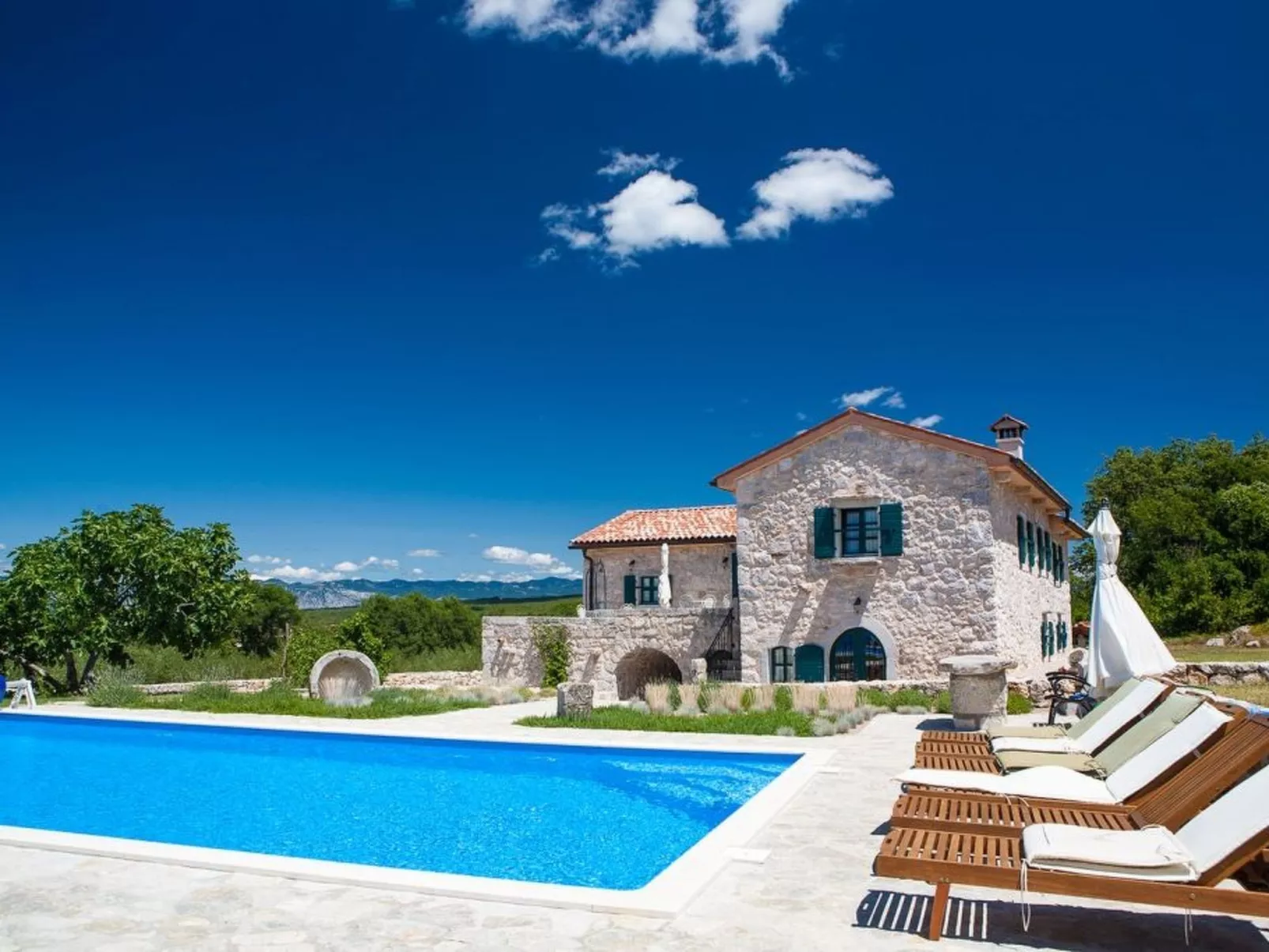 Villa "Oravec" mit Garten, Grill und Terrasse