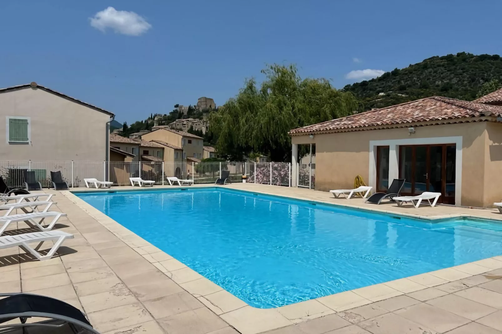 Résidence Les Sources - Montbrun-les-Bains // Studio 2 pers-Zwembad