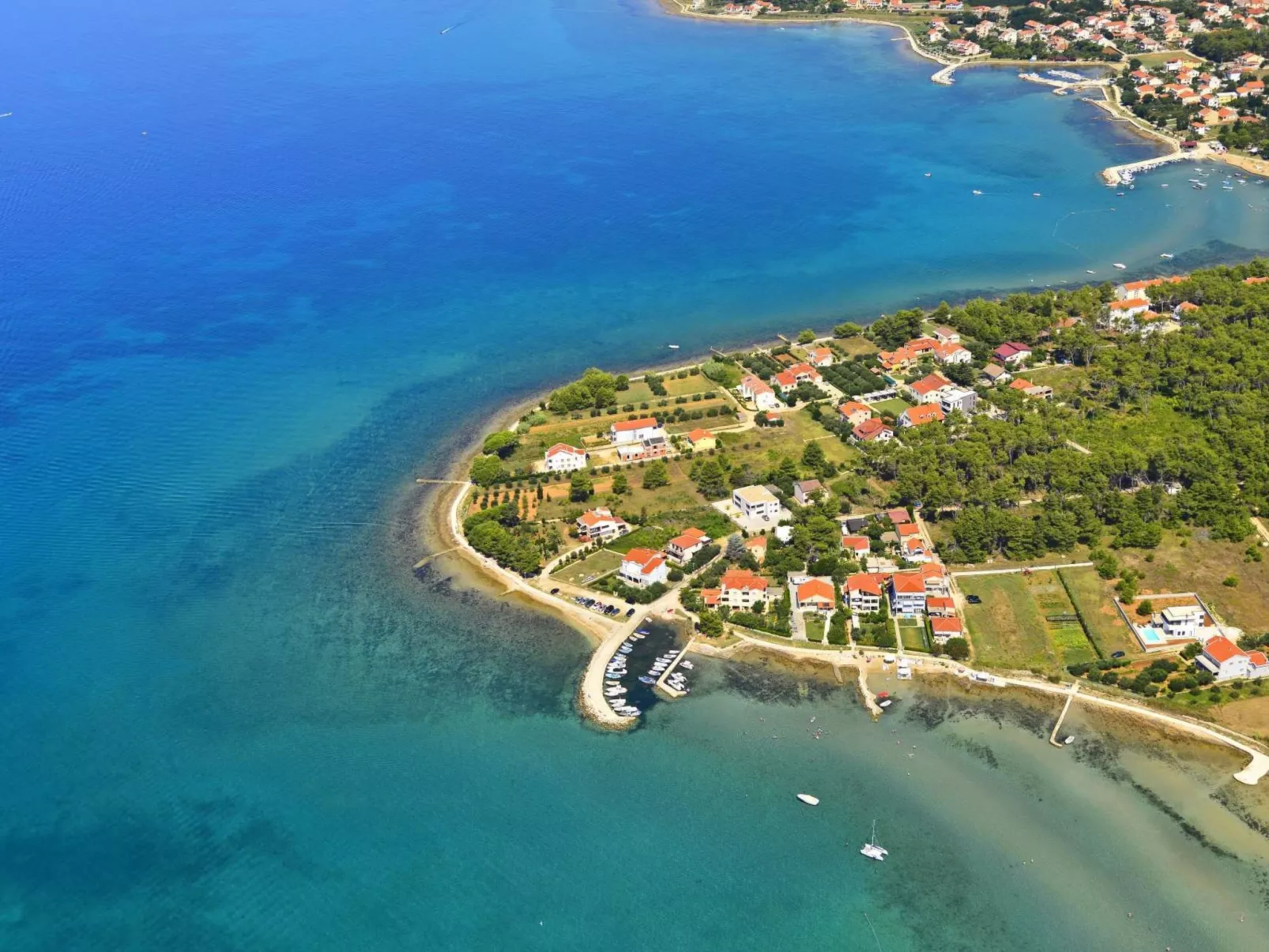 Steinvilla mit Pool, Meerblick, Nähe Sandstrand