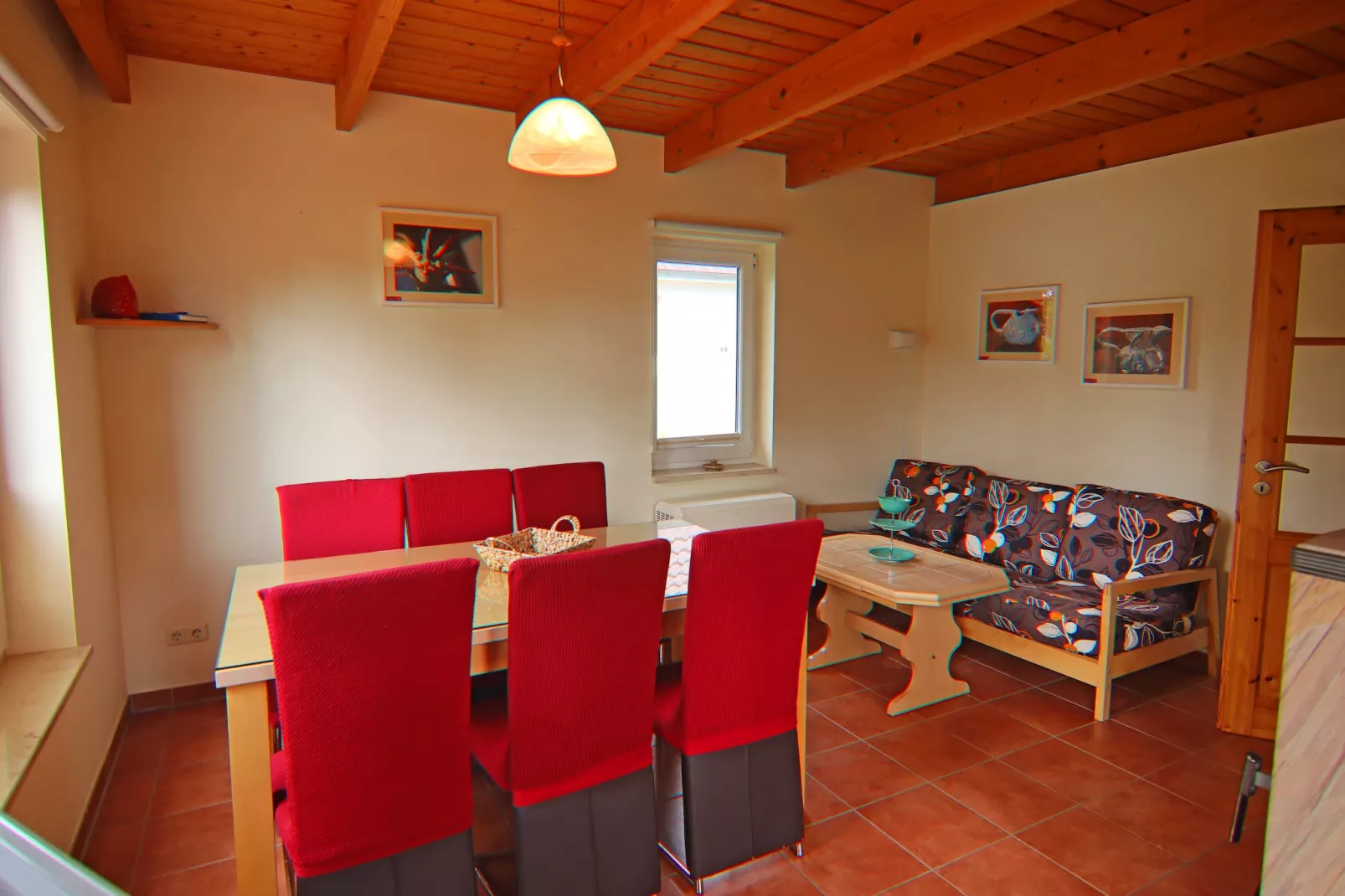 Strandnahes Ferienhaus Klaus mit Weitblick - Eetkamer