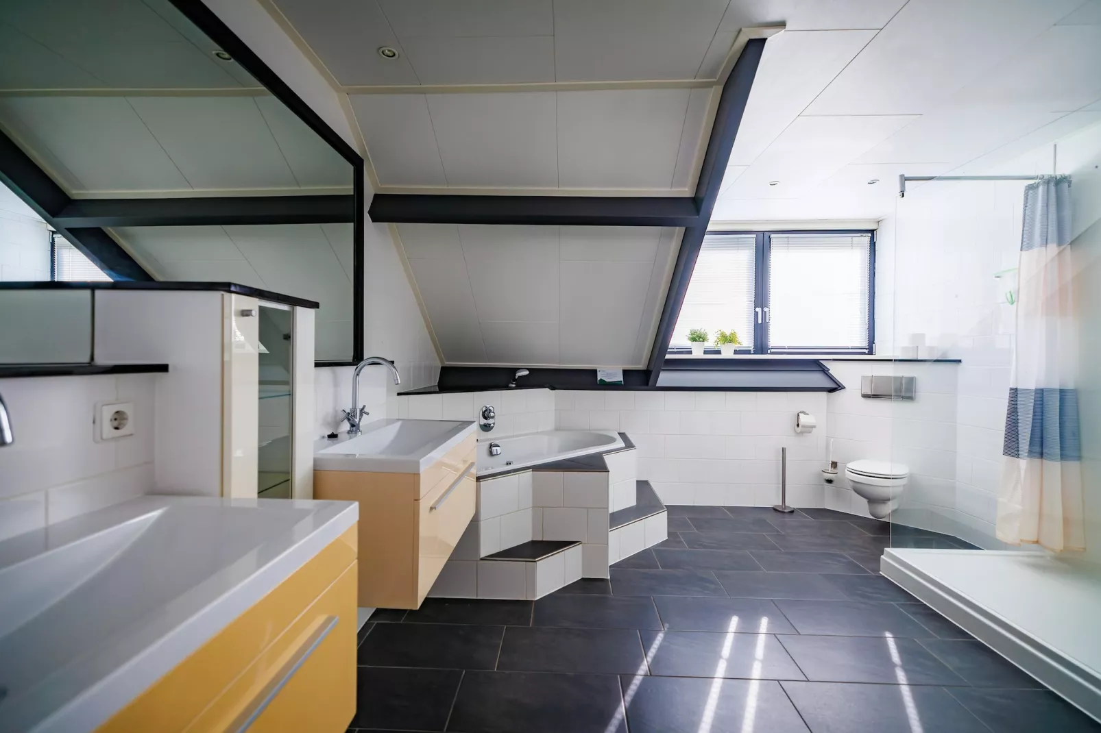 Vakantiepark Eiland van Maurik 5 - Badkamer