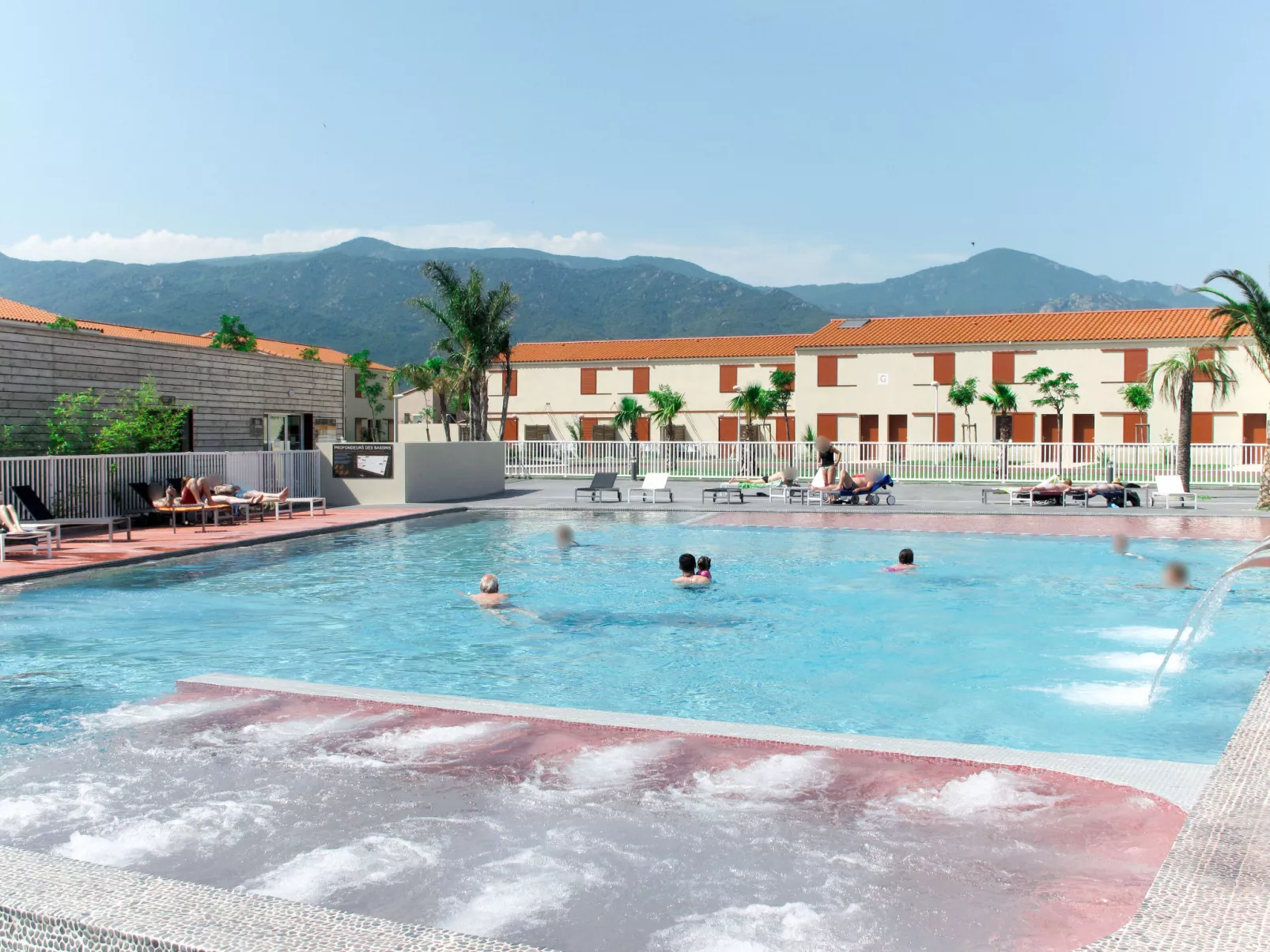 Demeures de la Massane - Buiten