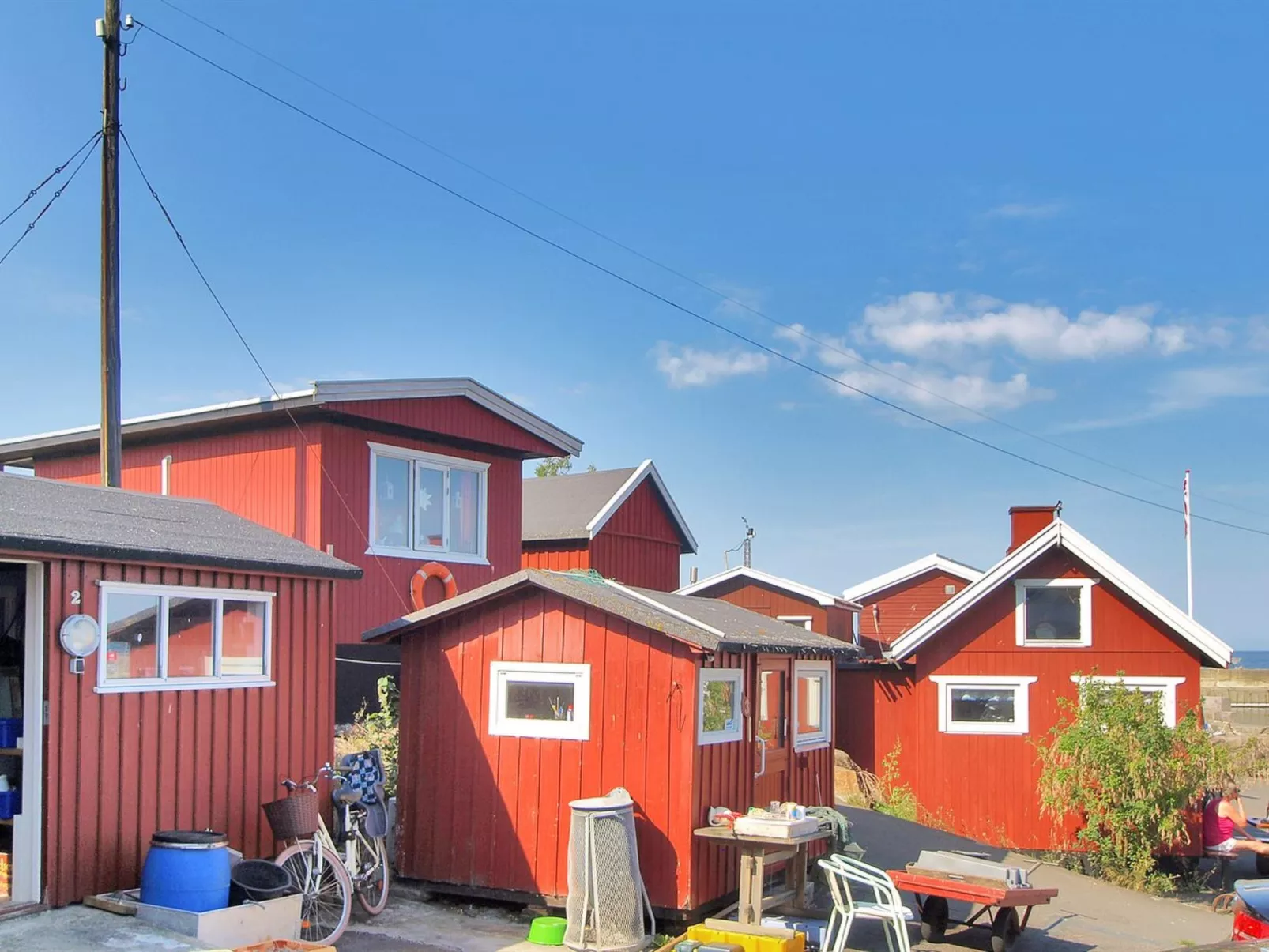 "Marlies" - 300m from the sea - Buiten