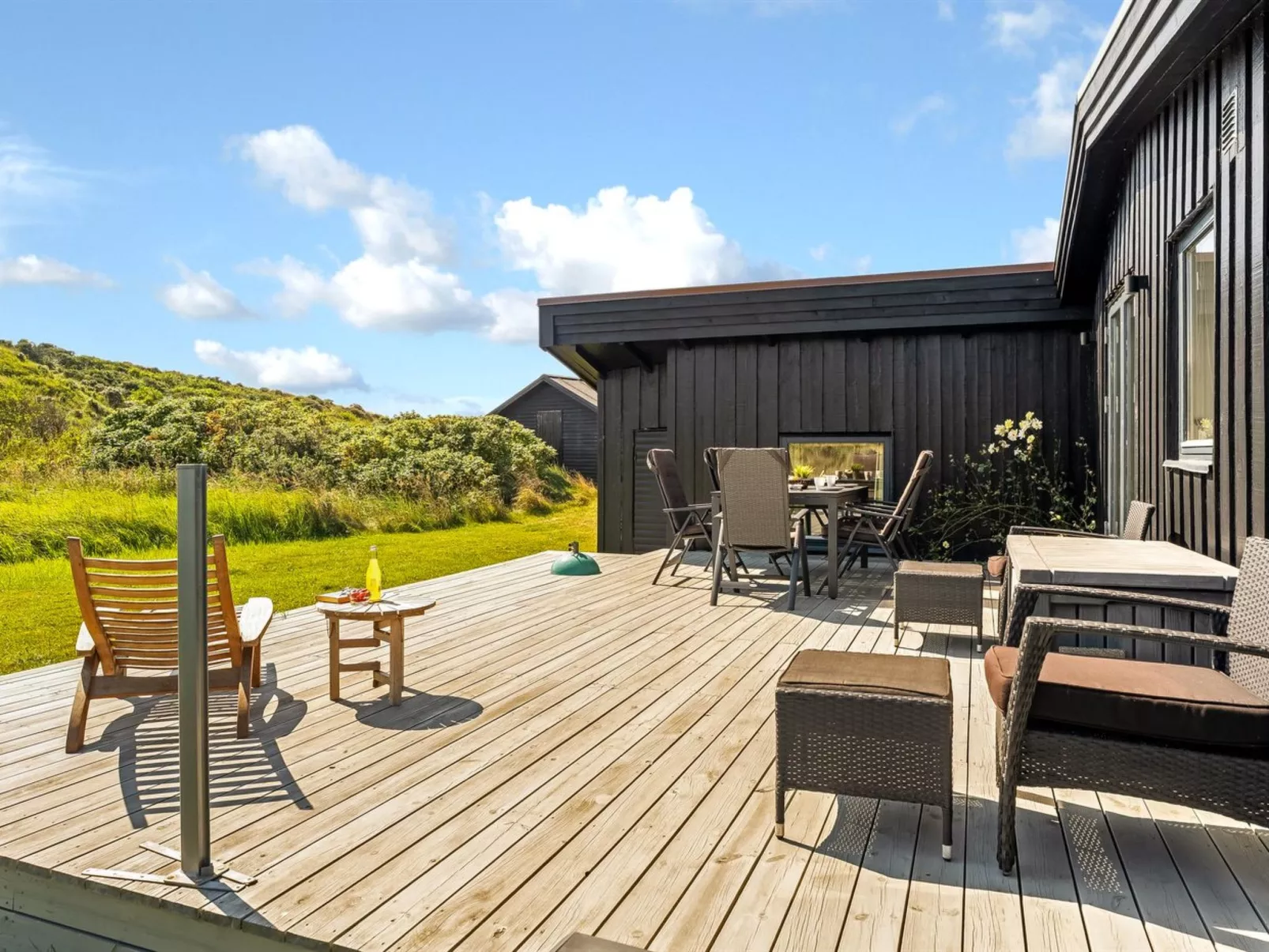 "Senija" - 334m from the sea-Buiten