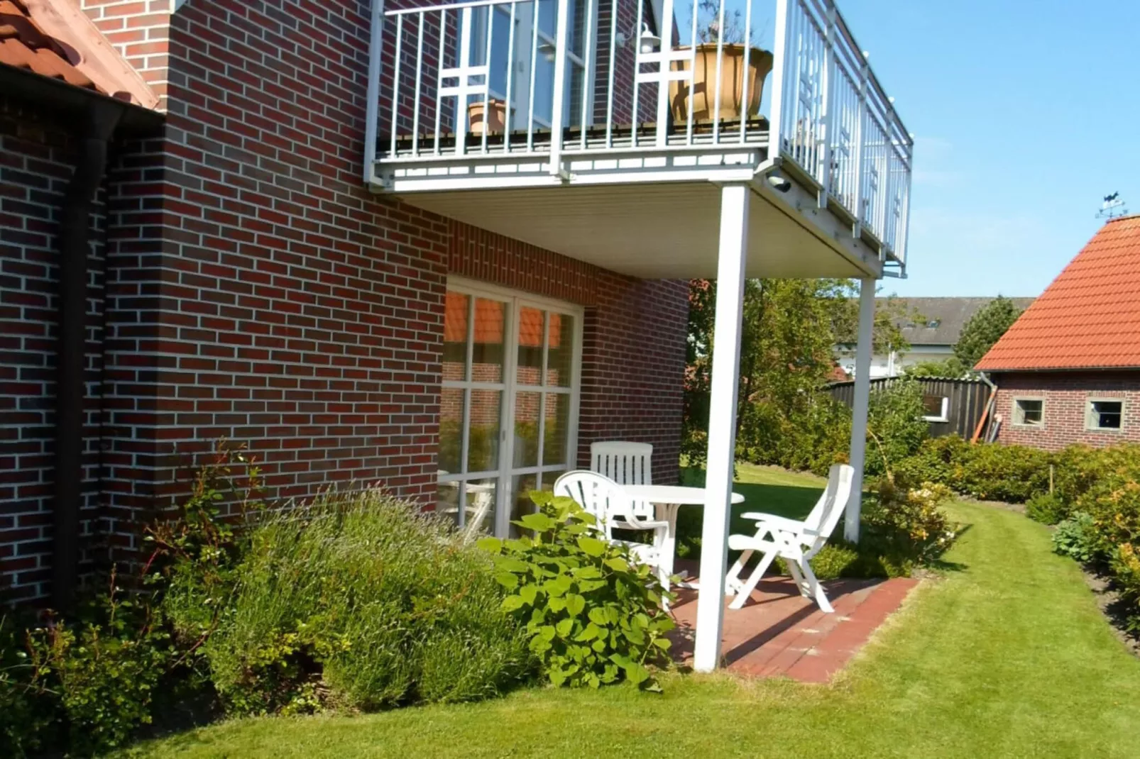 385319-Buitenkant zomer