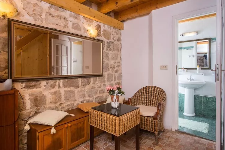 Apartment Le Galion- Two Bedroom Apartment with Partial Sea View-Woonkamer