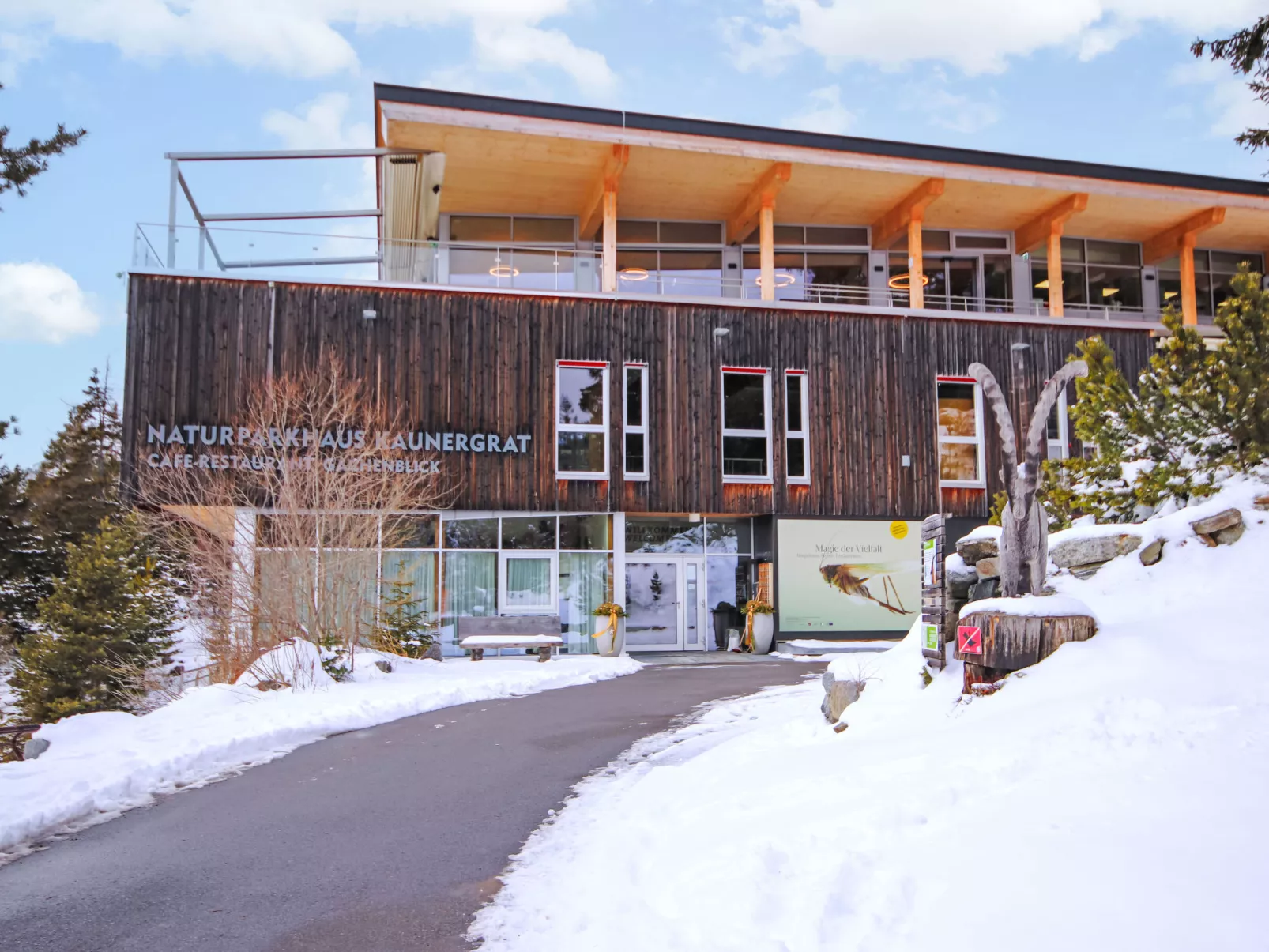 Urgen Living - Omgeving