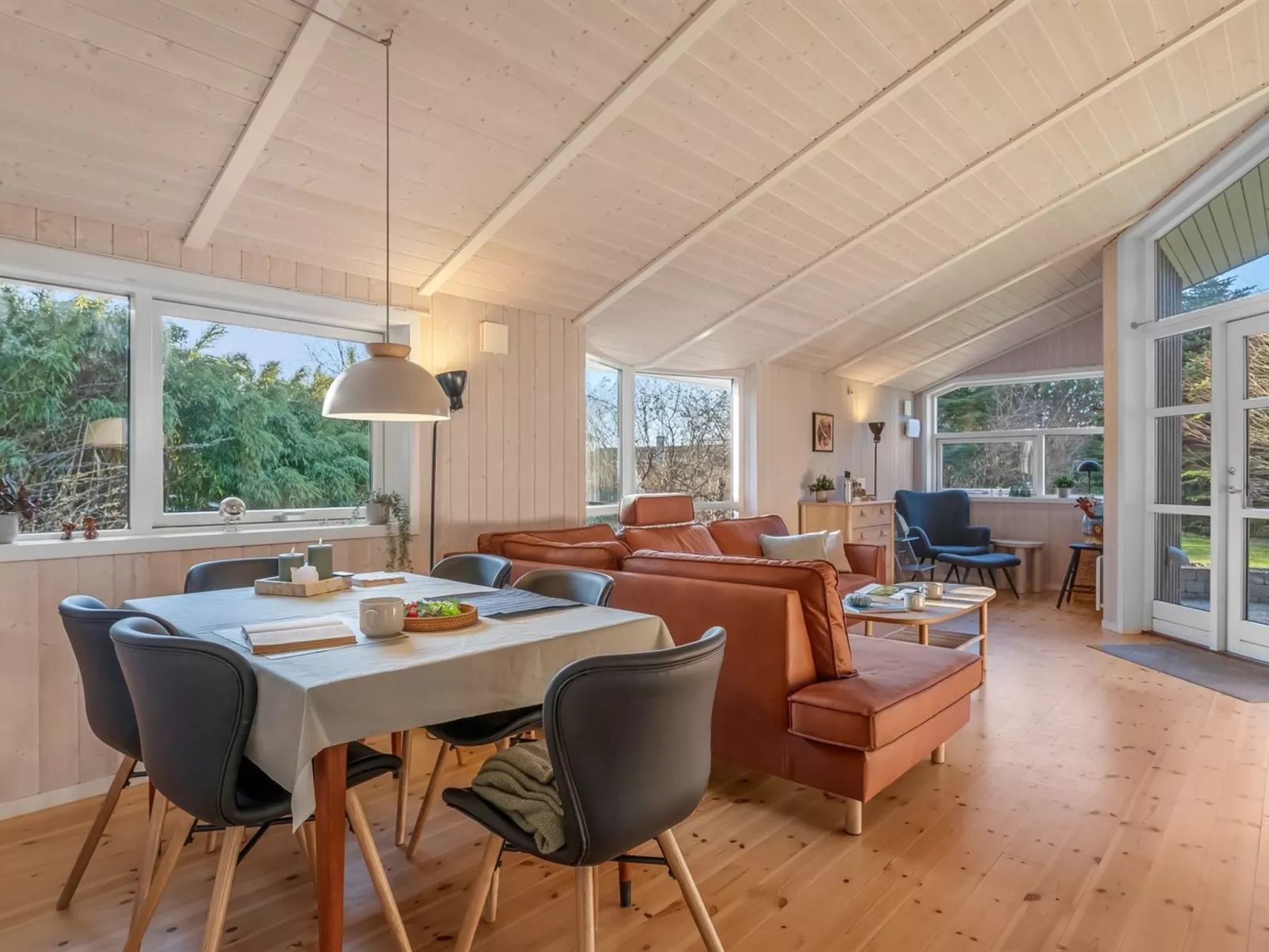 "Nashota" - 600m from the sea - Binnen