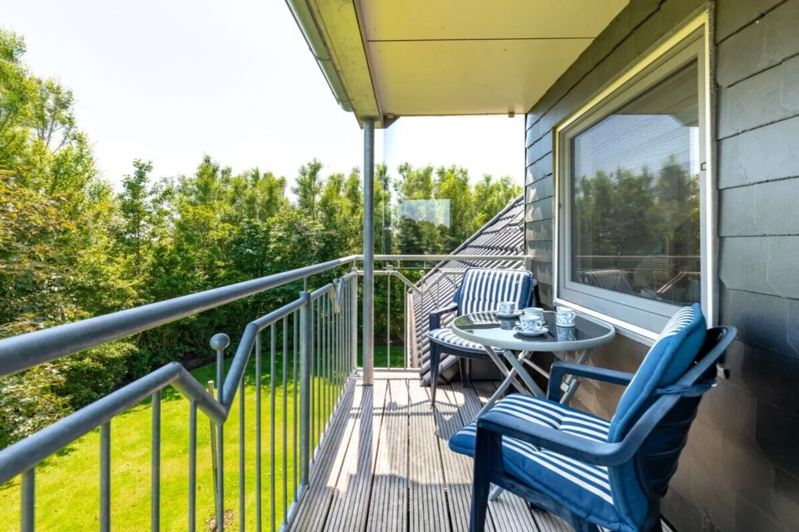 612329 - Terrasbalkon