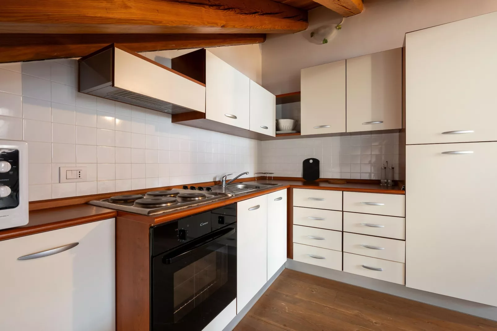 BILO 1 CERESOLE-Keuken